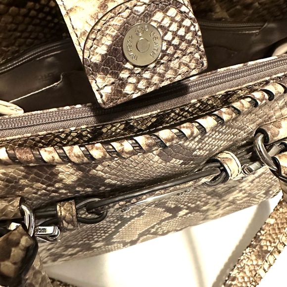 Micheal Kors whipped Hamilton Satchel/Shoulder bag - Picture 12 of 13